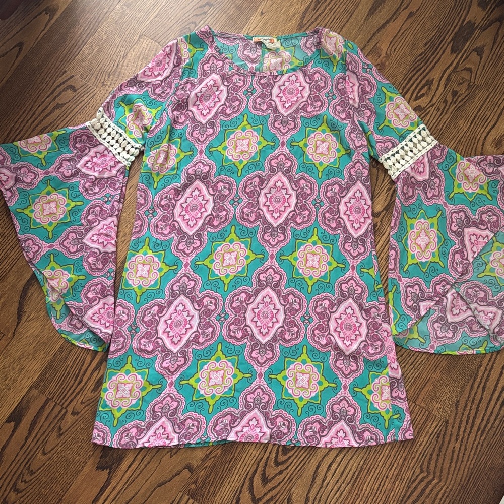 Vintage Boho mini dress with flared sleeves